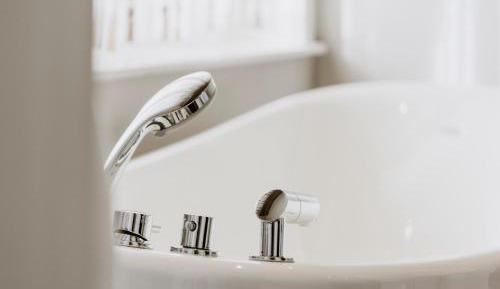 Classic Suite (2 Adults)