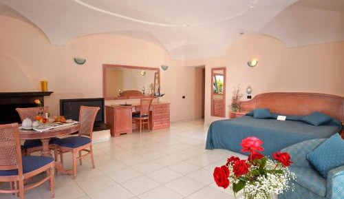 Superior Triple Room with Sea View