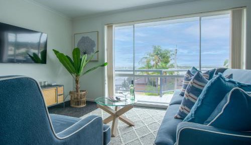 Apartment with Sea View