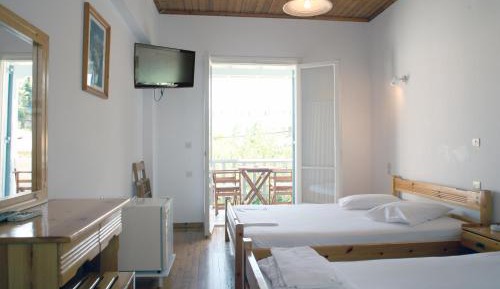 Triple Room with Balcony
