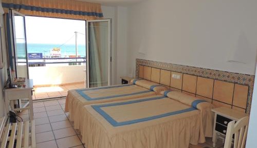 Superior Twin Room with Sea View