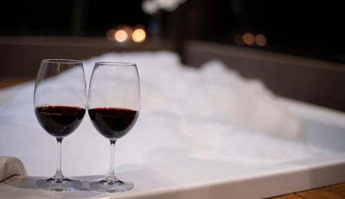 King Room with Spa Bath