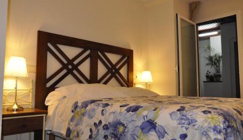 Double Room (interior)