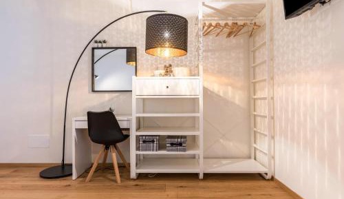 Superior One-Bedroom Apartment with Balcony