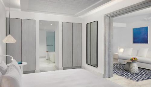  Eccentric Two-Bedroom Fitness Pool Suite