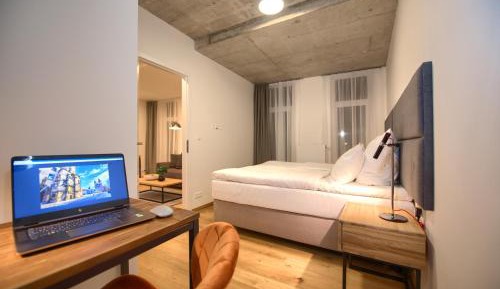 One-Bedroom Apartment with Terrace