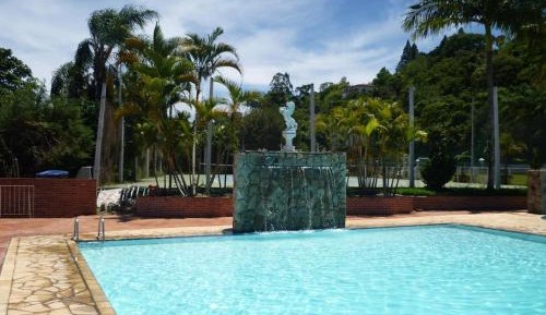 Apartment with Lake View