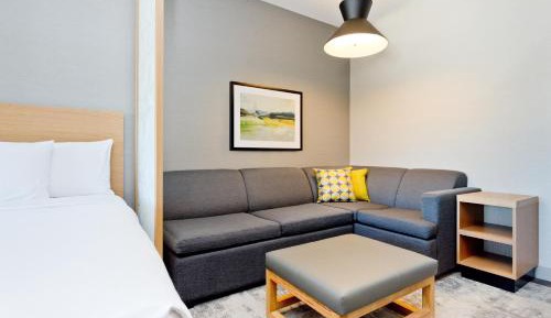 King Room with Sofa Bed