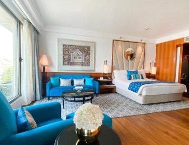1 King Bed Junior Suite Bay View