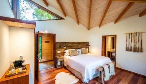 Suite with Garden View