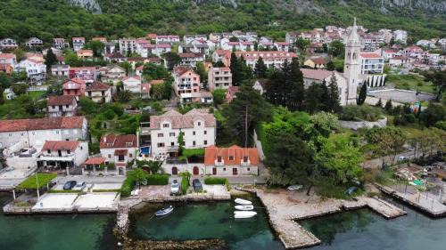 Villa with Sea View