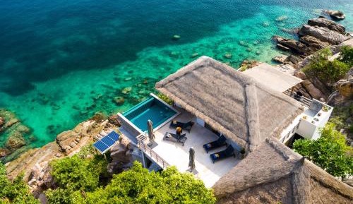 C8 Two-Bedroom Pool Villa - Beach Front