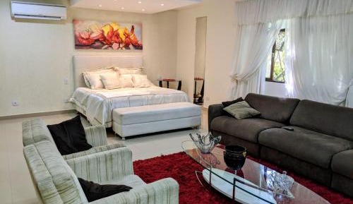 Studio with Spa Bath