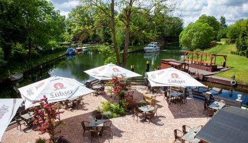 Deluxe Double Room with Lake View