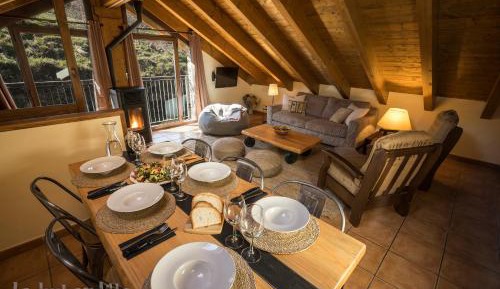 Deluxe Apartment with mountain view