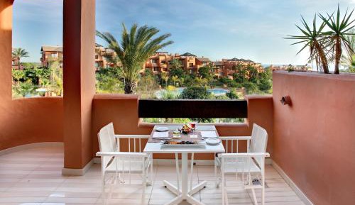 Deluxe Double or Twin Room with Garden View