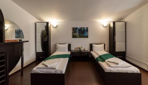 Standard Triple Studio