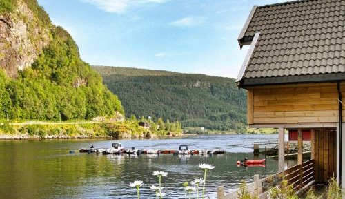 Three-Bedroom Holiday Home 