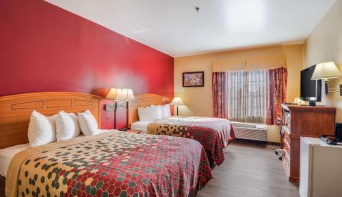 Queen Room with Two Queen Beds - Non-Smoking