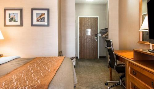 King Room - Accessible/Non-Smoking