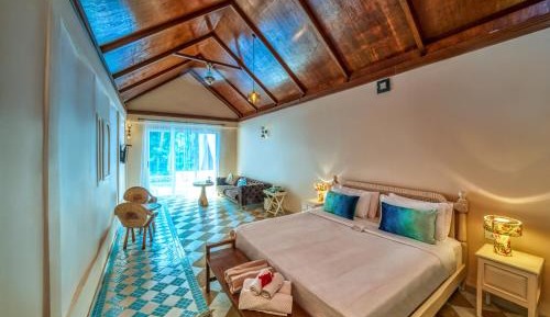 Pool Suite