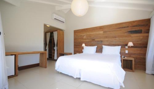 Deluxe Double Room with Sea View and Balcony