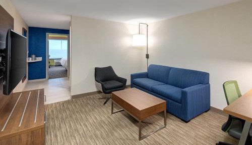 King Suite with Sofa Bed