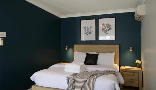 Premium Queen Suite