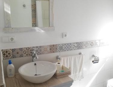 Twin Room with Private Bathroom