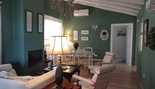 Suite with Mountain View