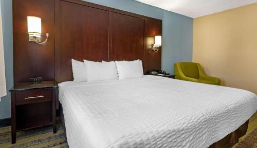 King Room - Disability Access/Non-Smoking