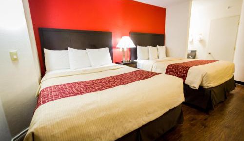 Deluxe Room with Two Queen Beds Non-Smoking
