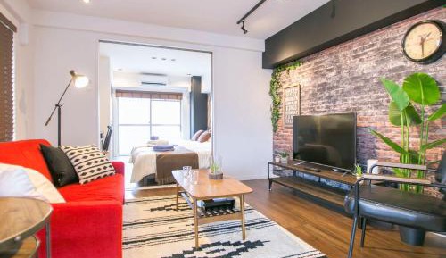 One-Bedroom Apartment 403