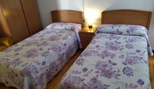 Twin Room with Sink