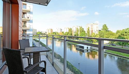 Apartment with River View