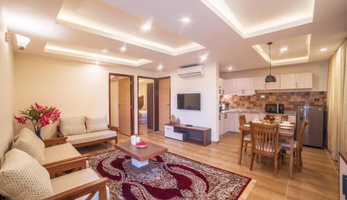 Deluxe Apartment