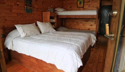 Quadruple Room with Private Bathroom