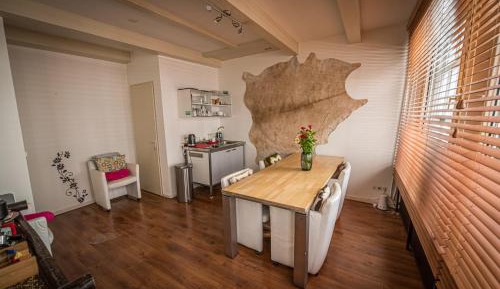 Twin Room with Private Bathroom