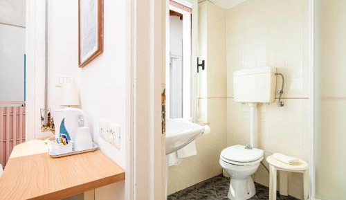 Classic Single Room with Balcony