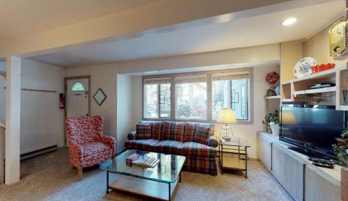 Two Bedroom Apartment 