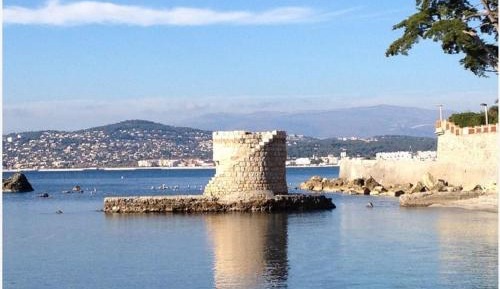 Apartment with Terrace - Le Corail