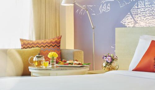 Deluxe Room City View King Bed