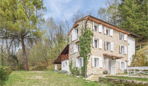 Two-Bedroom Holiday Home