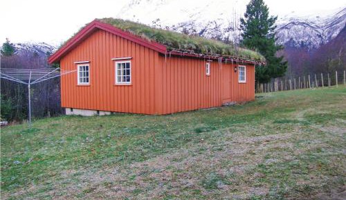 Three-Bedroom Vacation Home 