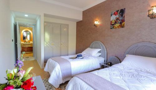 Deluxe Apartment
