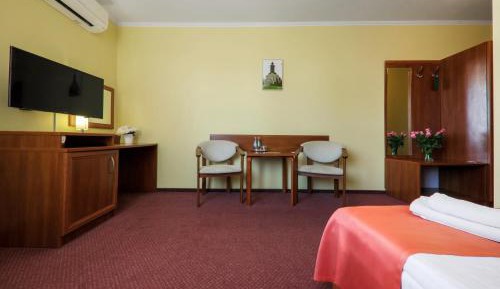 Single Room with Bathroom