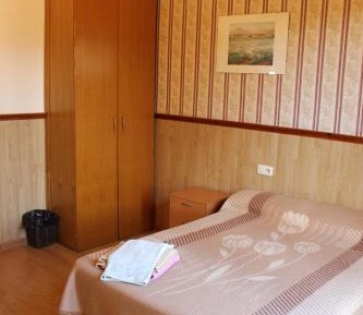 Double or Twin Room with Private Bathroom and View