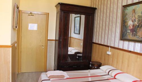 Double Room with Balcony with Private Bathroom