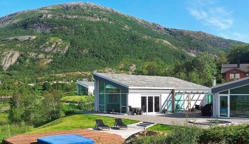 Four-Bedroom Vacation Home