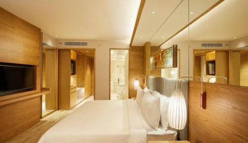 Premier Room
